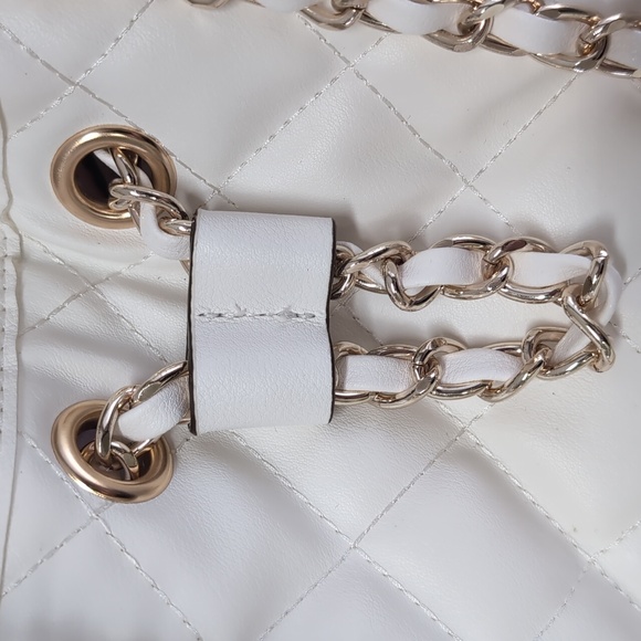 Juicy Couture Angel Fashion Icon Bucket Bag with Chain and Rhinestone Detail 💎 - Picture 7 of 17
